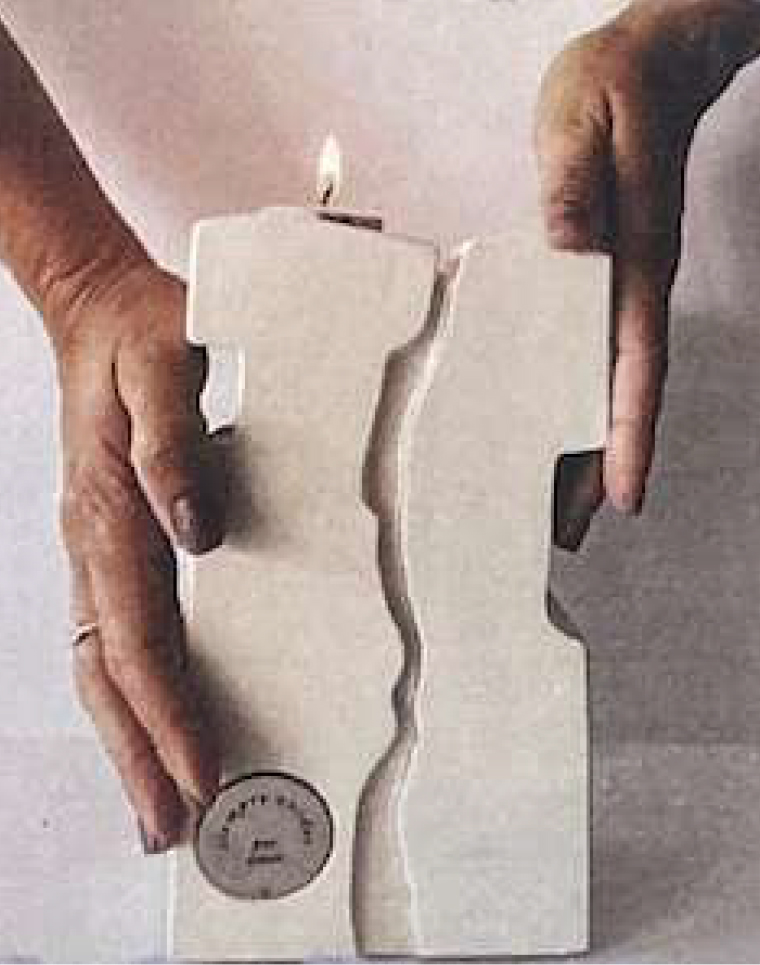 Relicarios para cenizas escultura Tanatorio La Fuente en Noáin y Pamplona